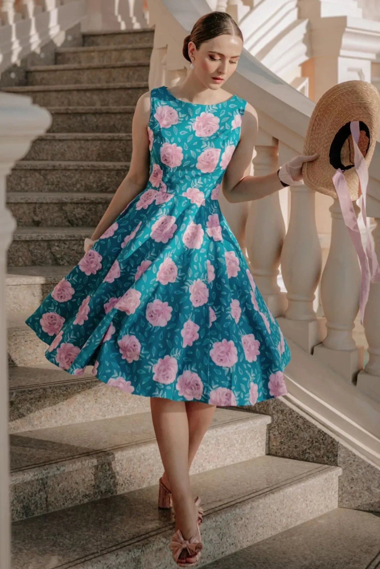 Outlet Adriana Swingjurk Met Bloemenprint In Groenblauw Blauw Vrouwen Plus Size Jurken