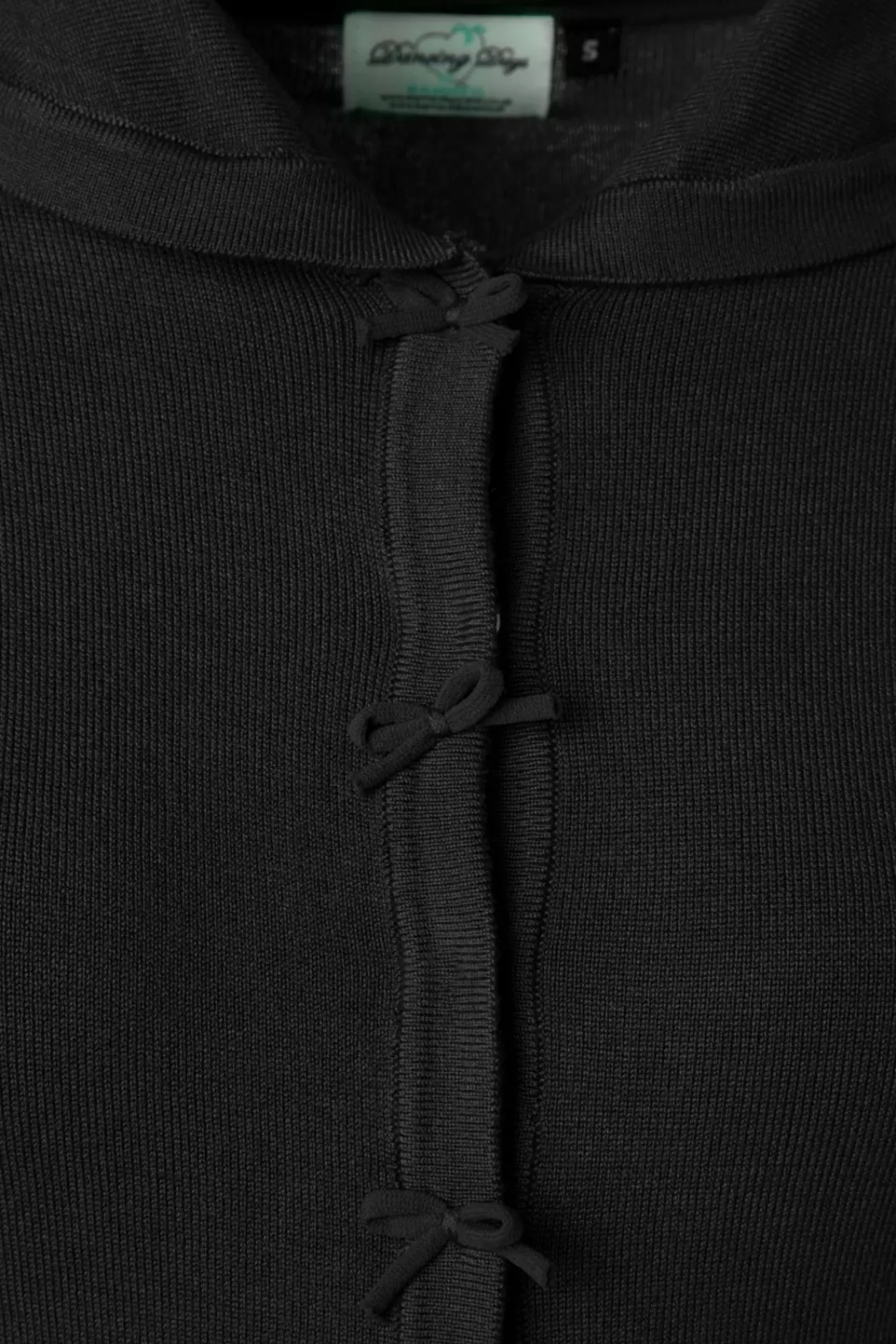 Sale April Vest Met Strik In Zwart Vrouwen Vestjes