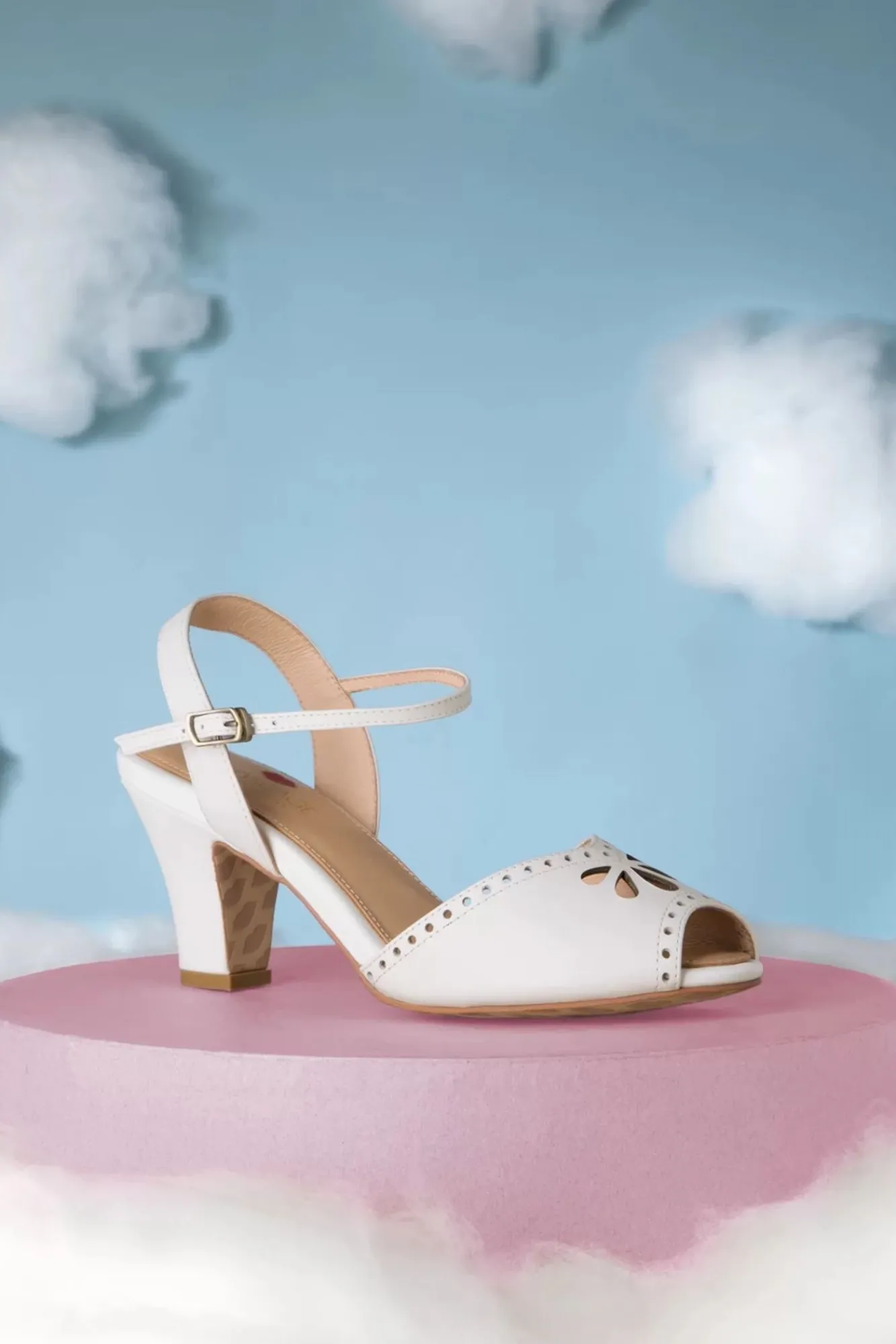 New Ava New Muse Sandaaltjes In Gebroken Wit Vrouwen Sandalen