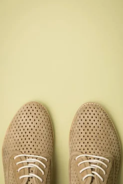 Discount Derby Punch Schoenen In Walnoot Vrouwen Veterschoenen