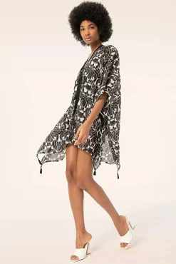 New Inca Kimono In Zwart Vrouwen Pareo's & Zonnehoeden