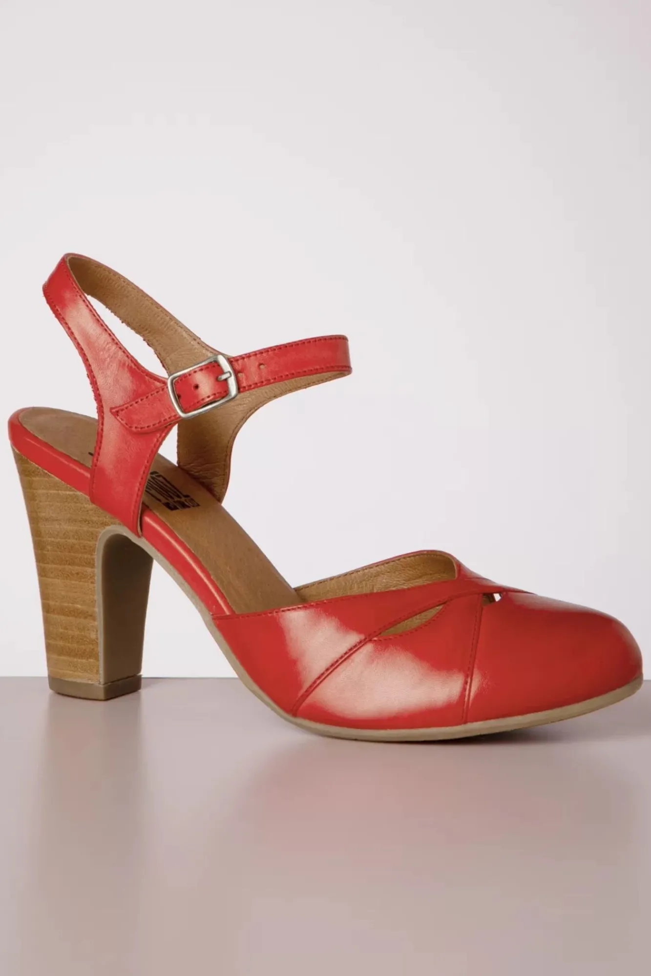 Sale Joanie Sandaal In Scarlet Rood Vrouwen Sandalen