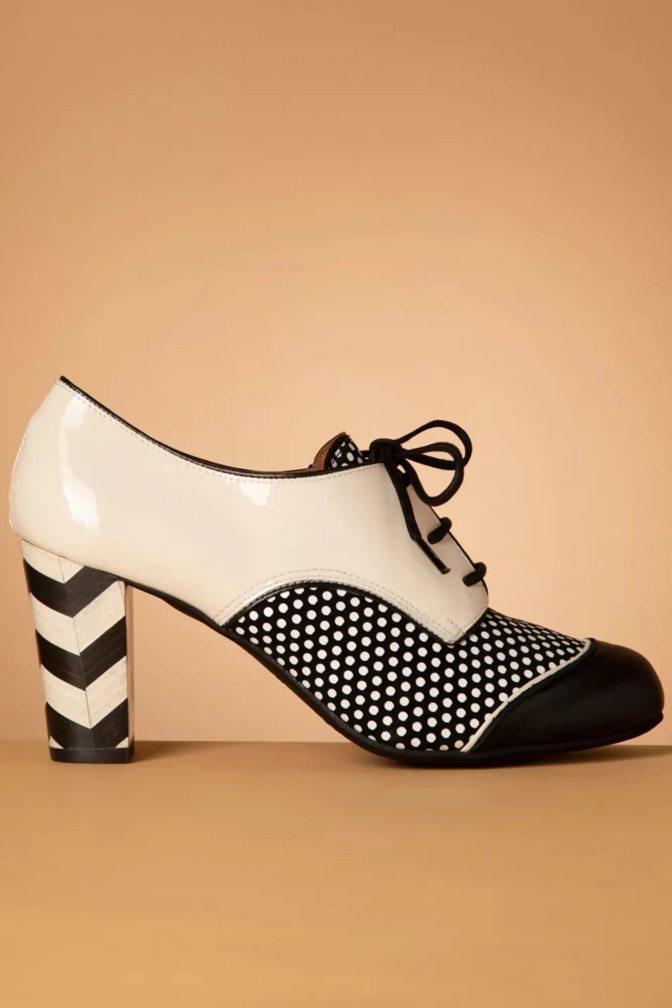 Hot Madison Lederen Booties In Zwart En Romig Wit Vrouwen Booties & Laarzen