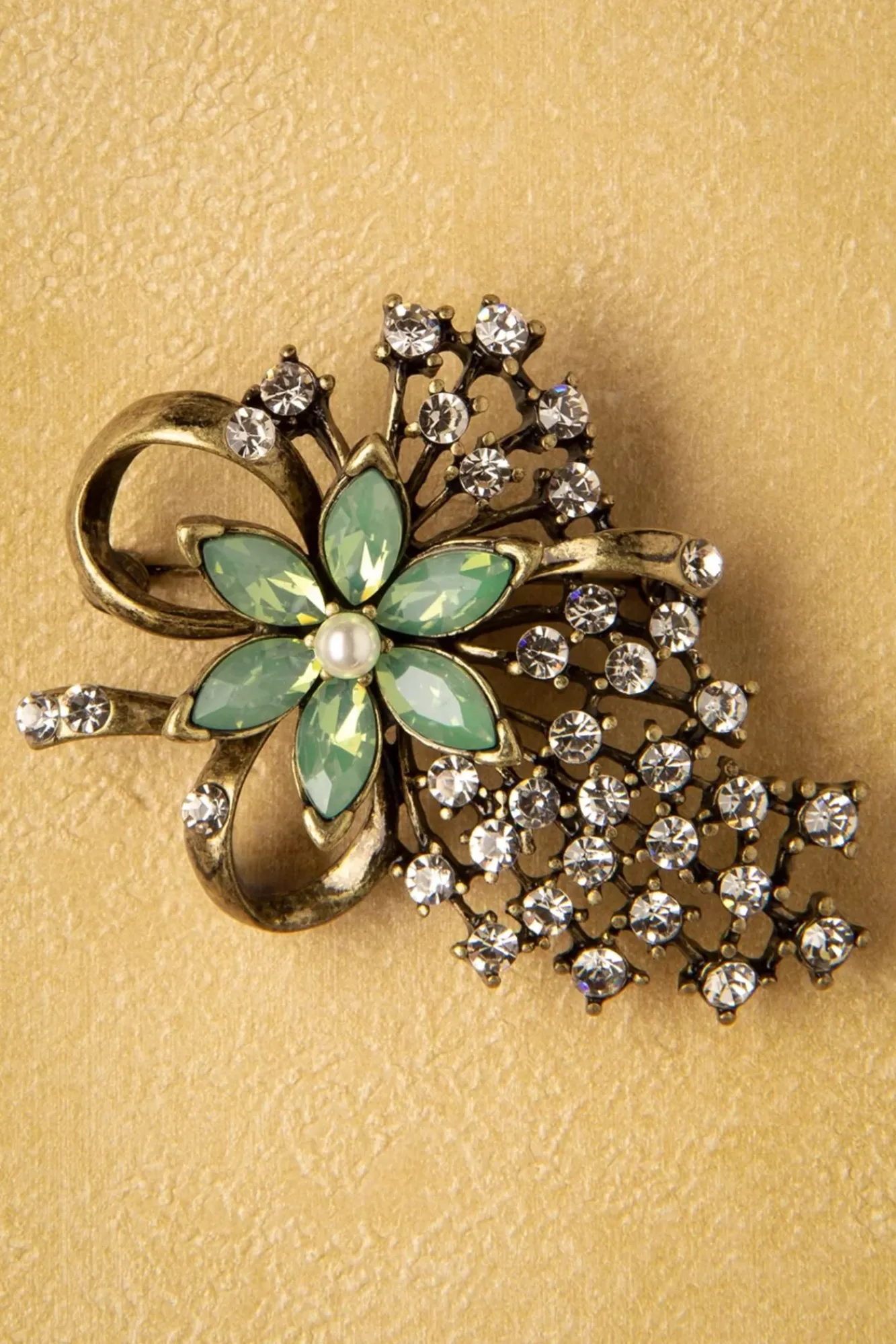 Discount Melanie Broche In Goud En Zeeschuimgroen Vrouwen Sieraden