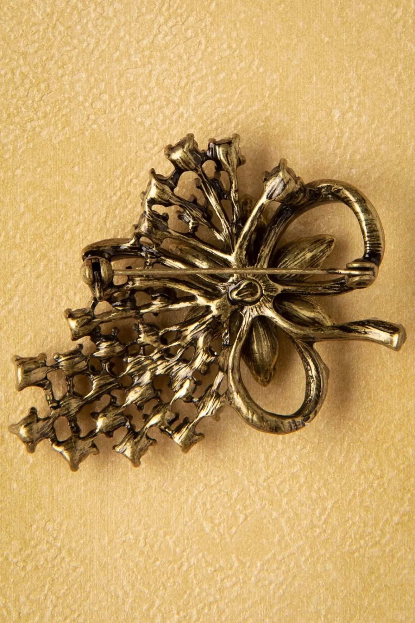 Discount Melanie Broche In Goud En Zeeschuimgroen Vrouwen Sieraden