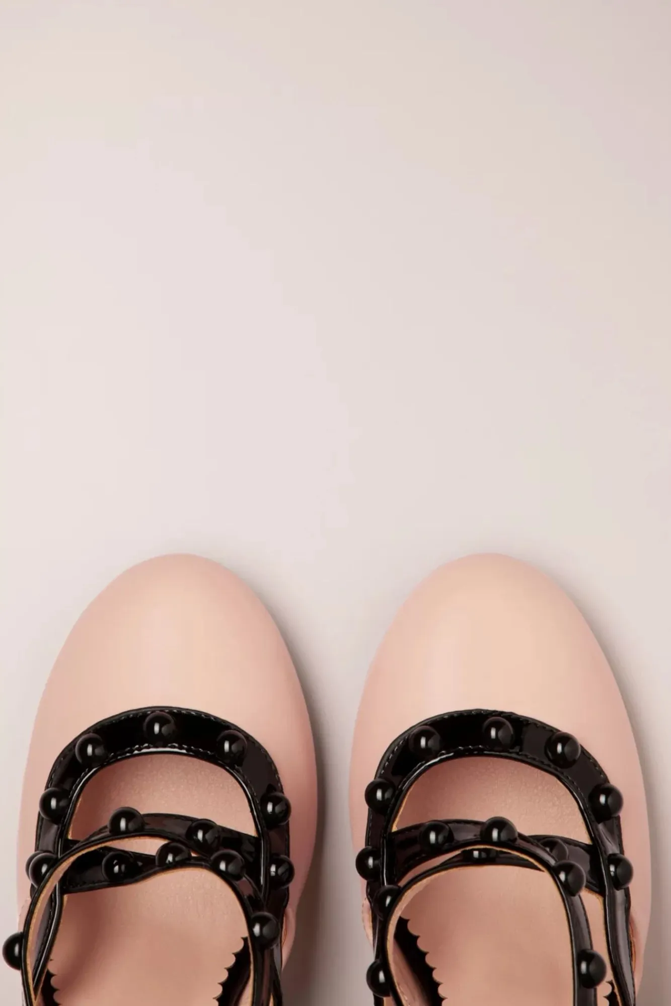 Sale Miss Harriet Pumps In Poederroze En Zwart Vrouwen Pumps