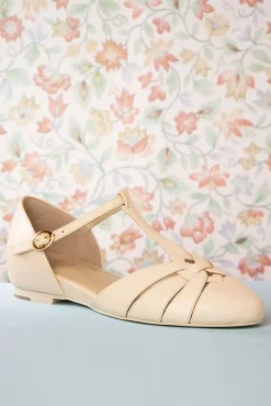 Discount Montpellier Flats Met T-Strapjes In Creme Vrouwen Ballerina's