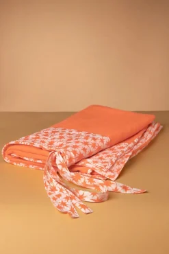 Hot Palms Opvouwbare Strandhanddoek In Oranje Vrouwen Pareo's & Zonnehoeden