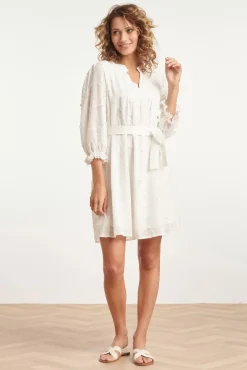 Ruth Geborduurde Jurk In Wit Vrouwen Plus Size Jurken