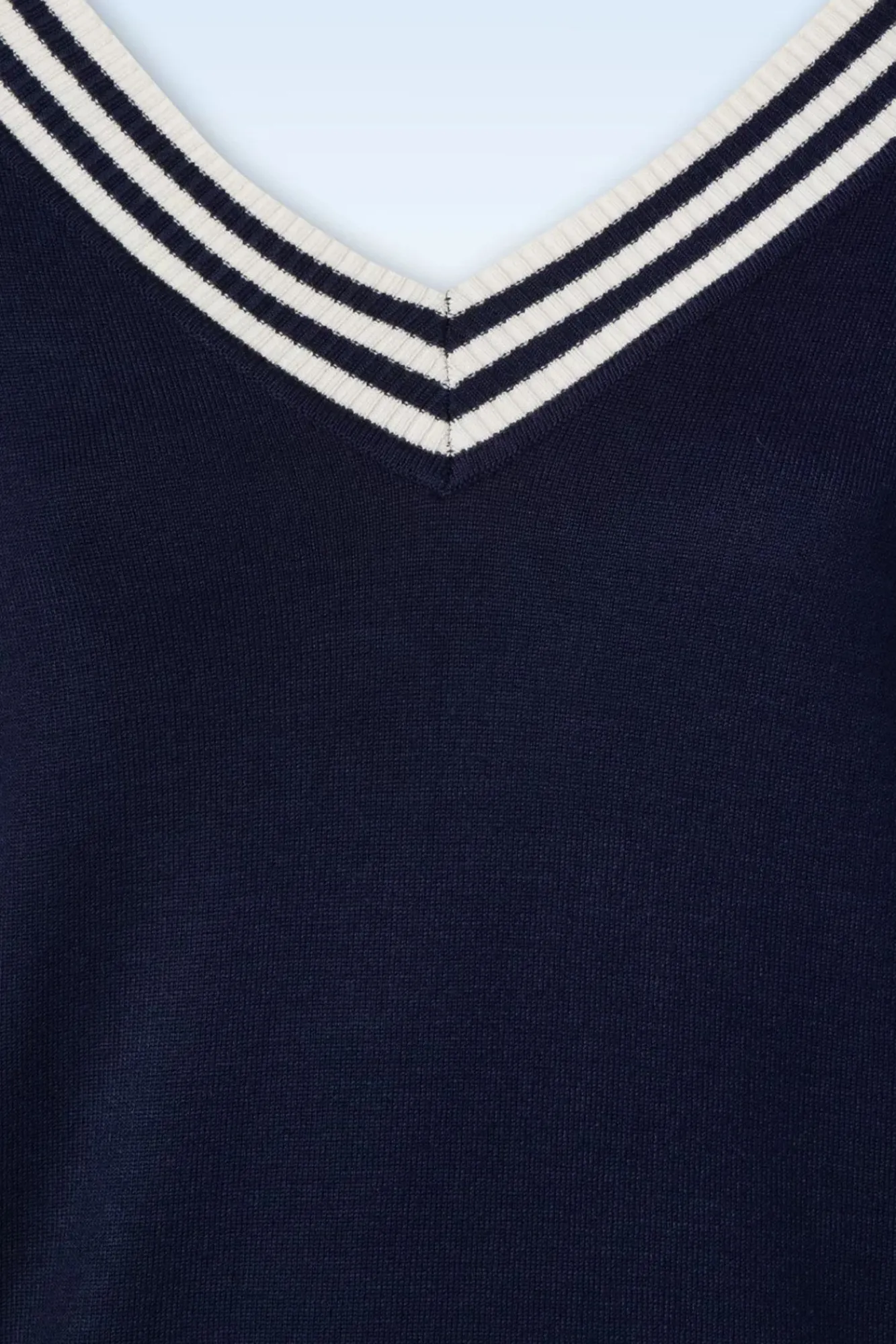 Sally Top Met Korte Mouwen En Gestreepte Halslijn In Marineblauw Vrouwen Truitjes