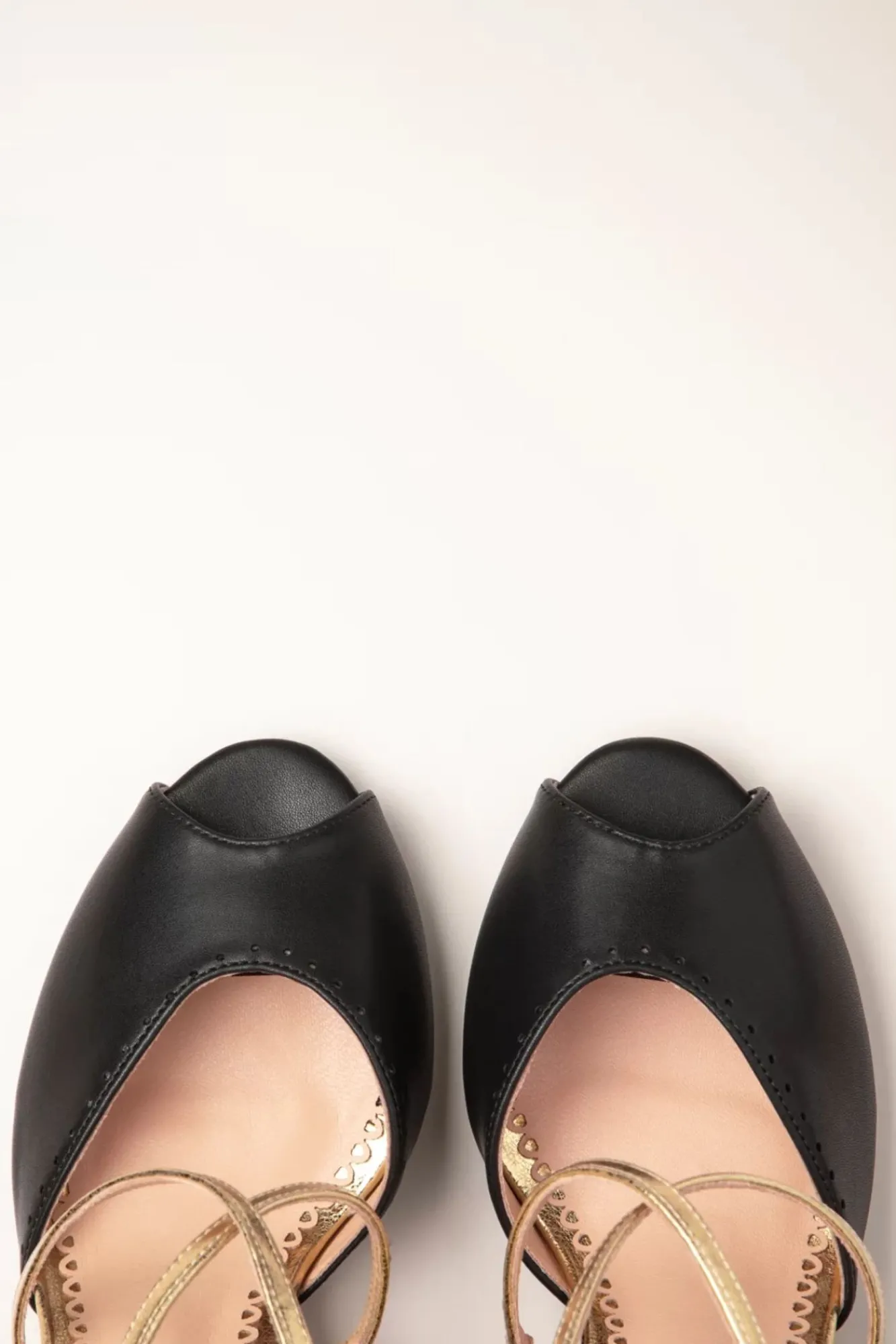 Online Sassy Dance Peeptoe Pumps In Zwart Vrouwen Pumps