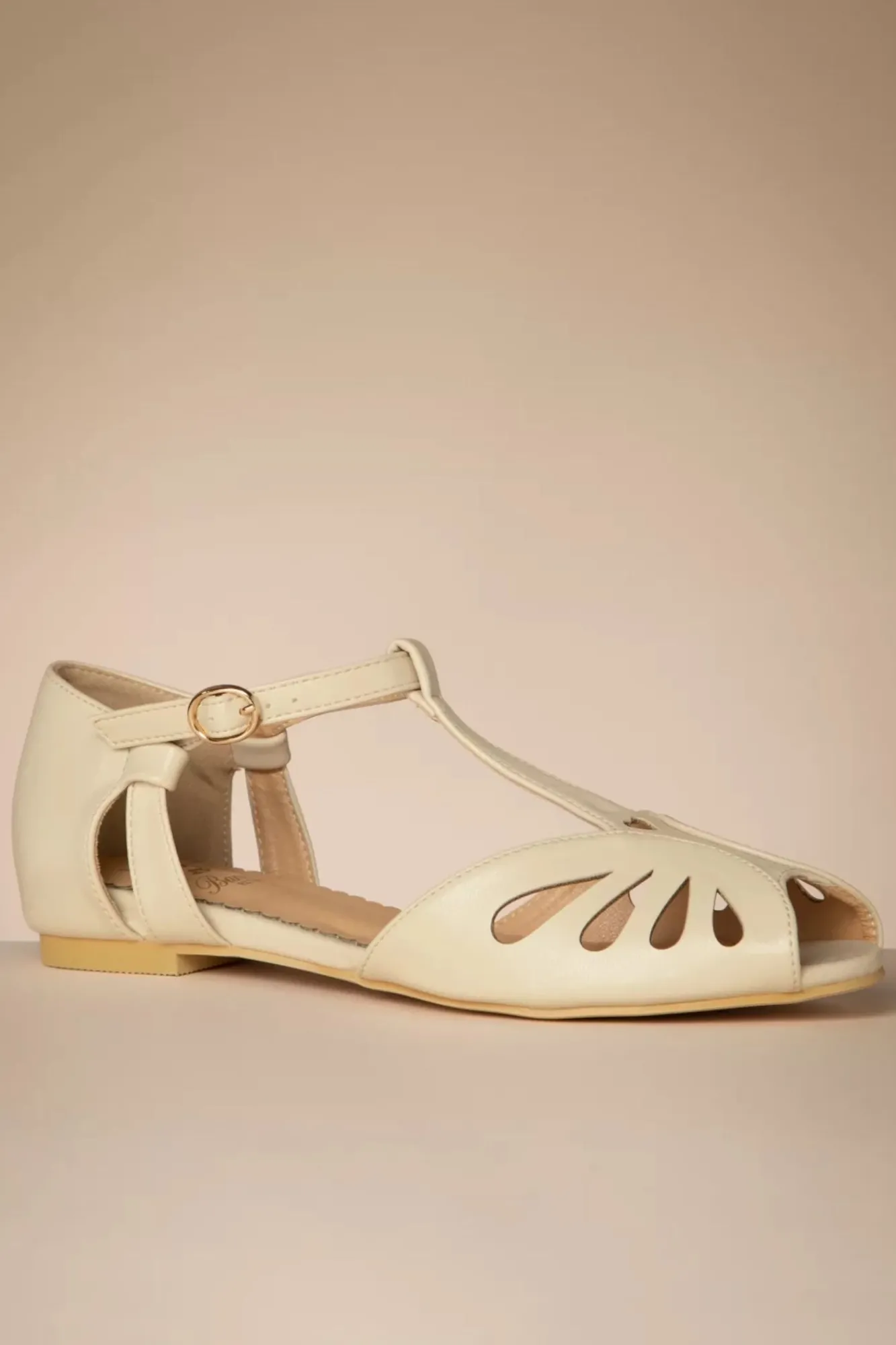 Discount Secret Love Flats In Creme Vrouwen Ballerina's