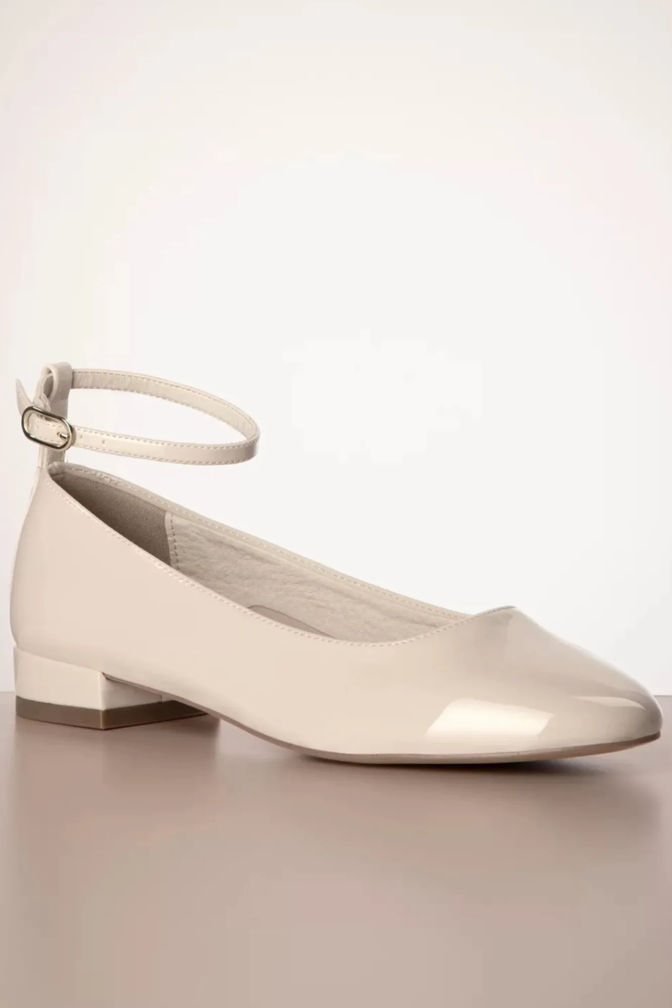 New Trixie Lak Ballerina Pumps In Creme Vrouwen Ballerina's