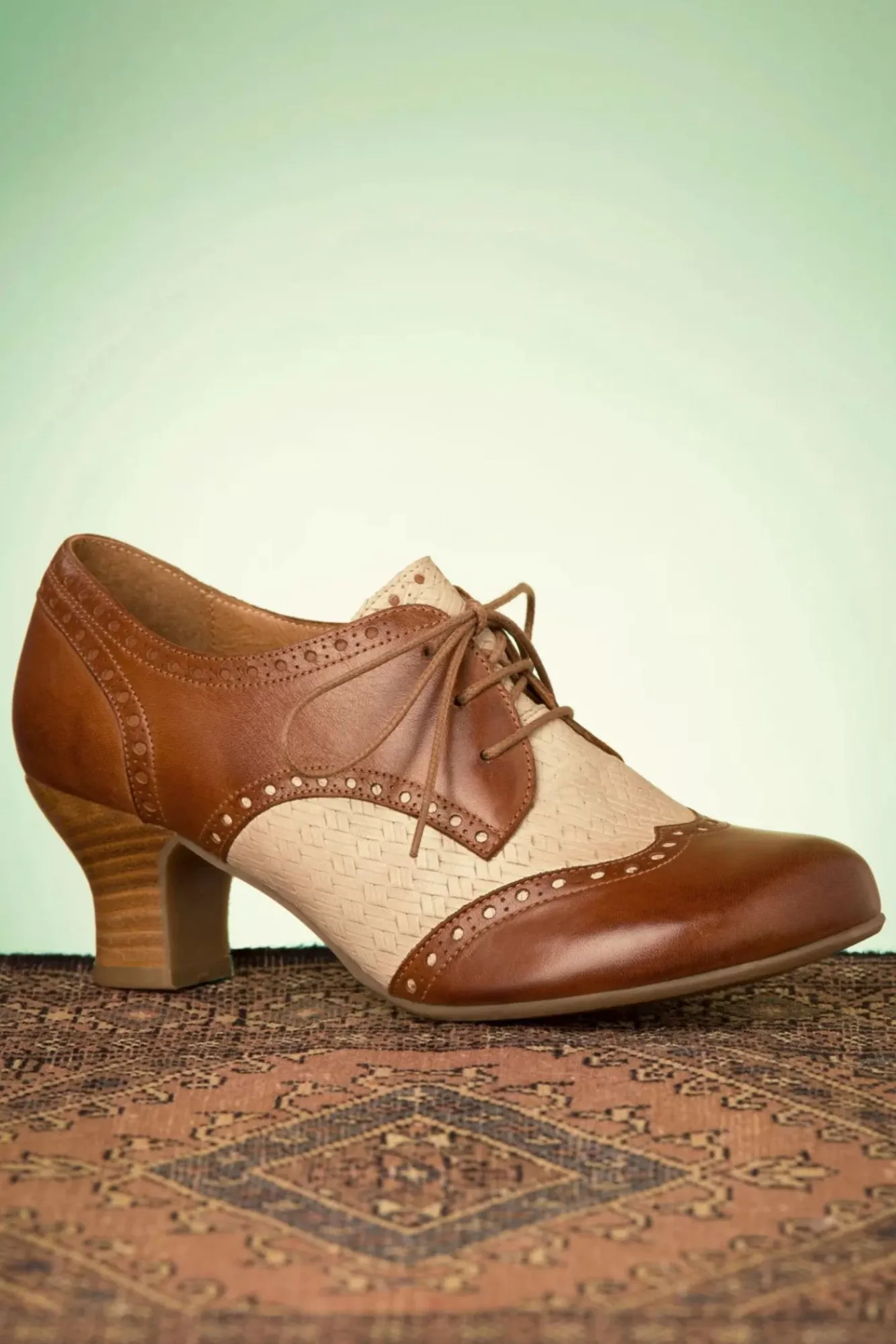 Best Tully Lederen Veterschoentjes In Cognac En Creme Vrouwen Booties & Laarzen