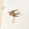 Zwaluw Parel Broche In Goud Vrouwen Sieraden